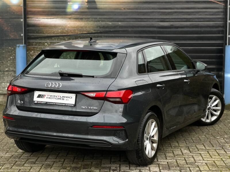 AUDI A3 10/2023 1.0 BENZINE/HYBRIDE AUTOMAAT