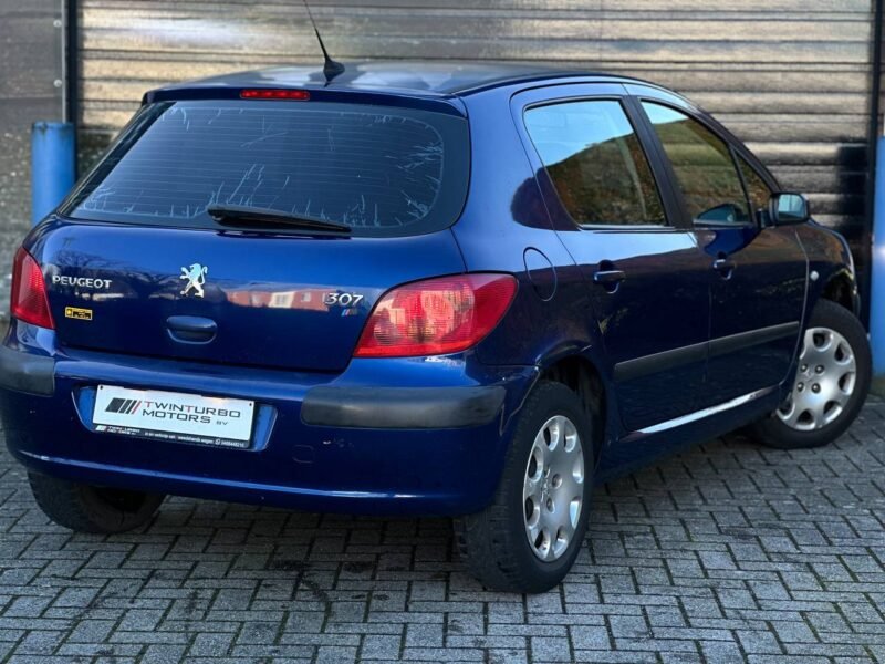 PEUGOET 307 BENZINE AUTOMAAT 110PK