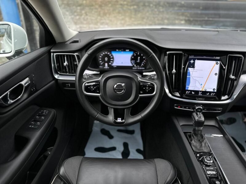 VOLVO S60 R-DESIGEN BENZINE EURO6D 310PK