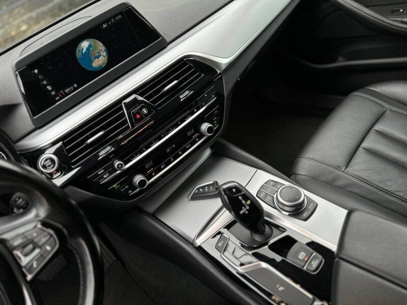 BMW 518D 2018 EURO6D DIESEL 137PK