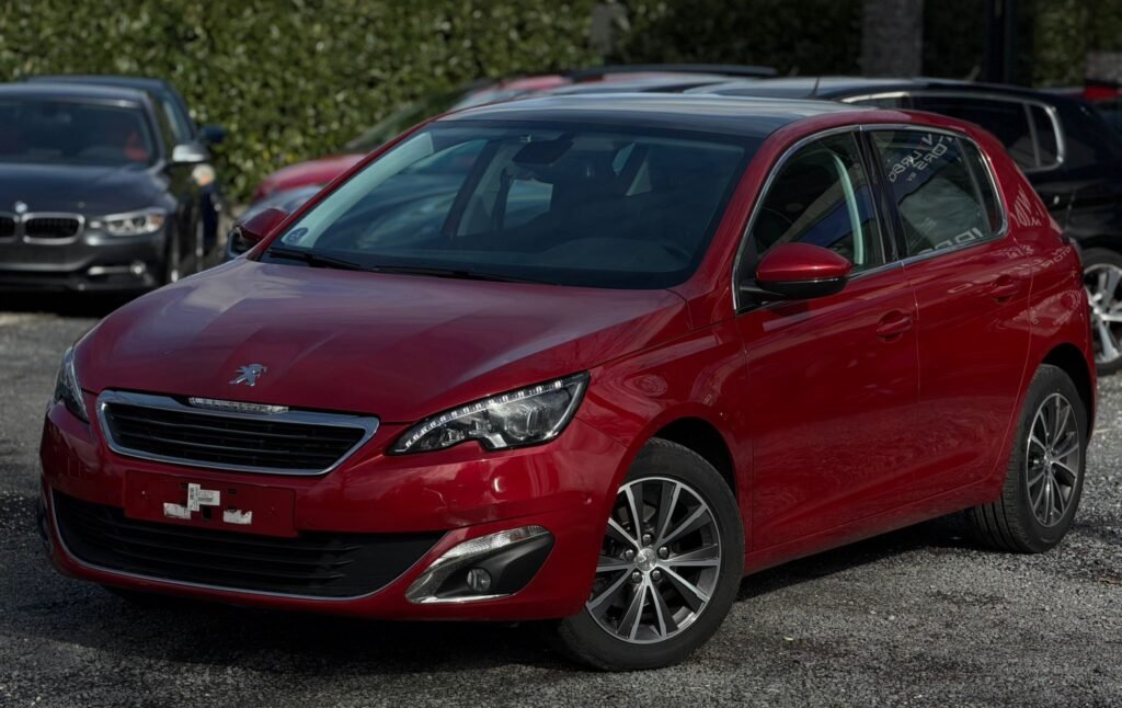Peugeot 308 Benzien Automaat 2015