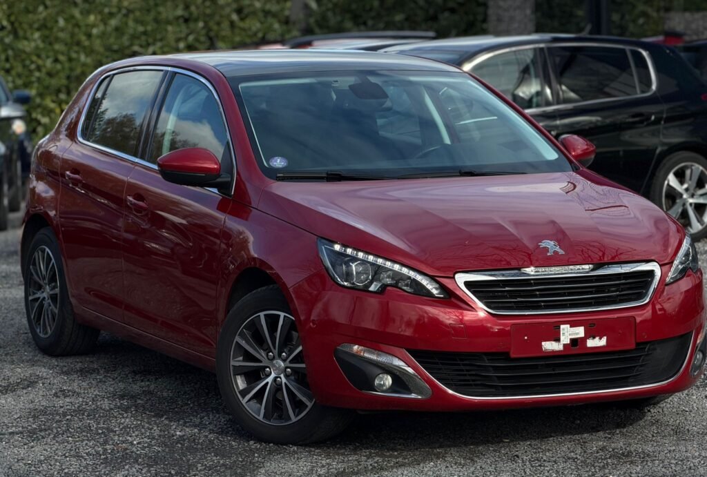 Peugeot 308 Benzien Automaat 2015