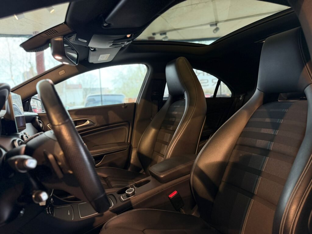 Mercedes Cla 180 Benzien Full option 2019