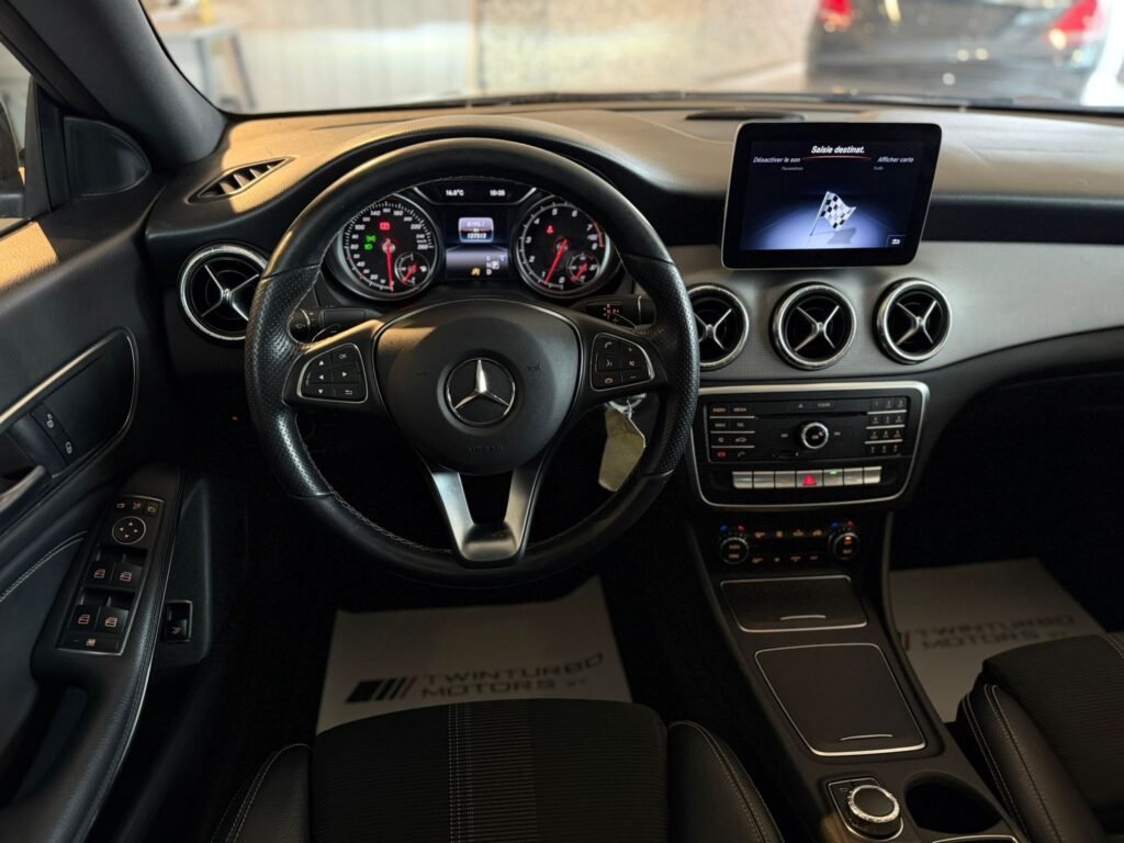 Mercedes Cla 180 Benzien Full option 2019