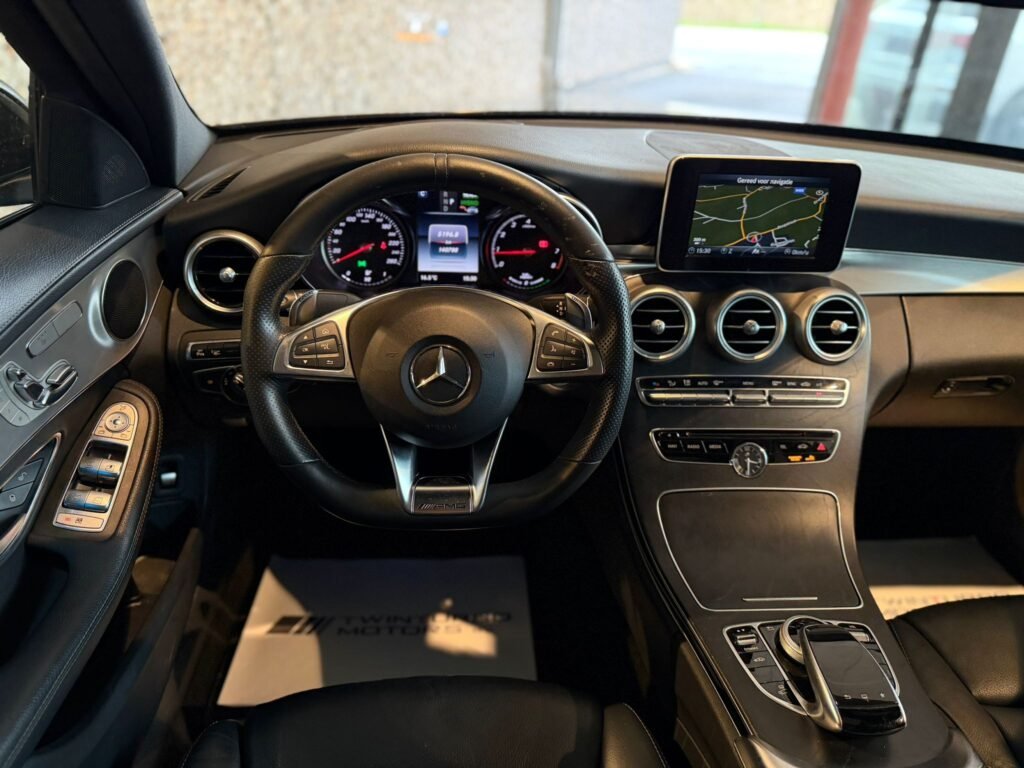 Mercedes C350e Full option
