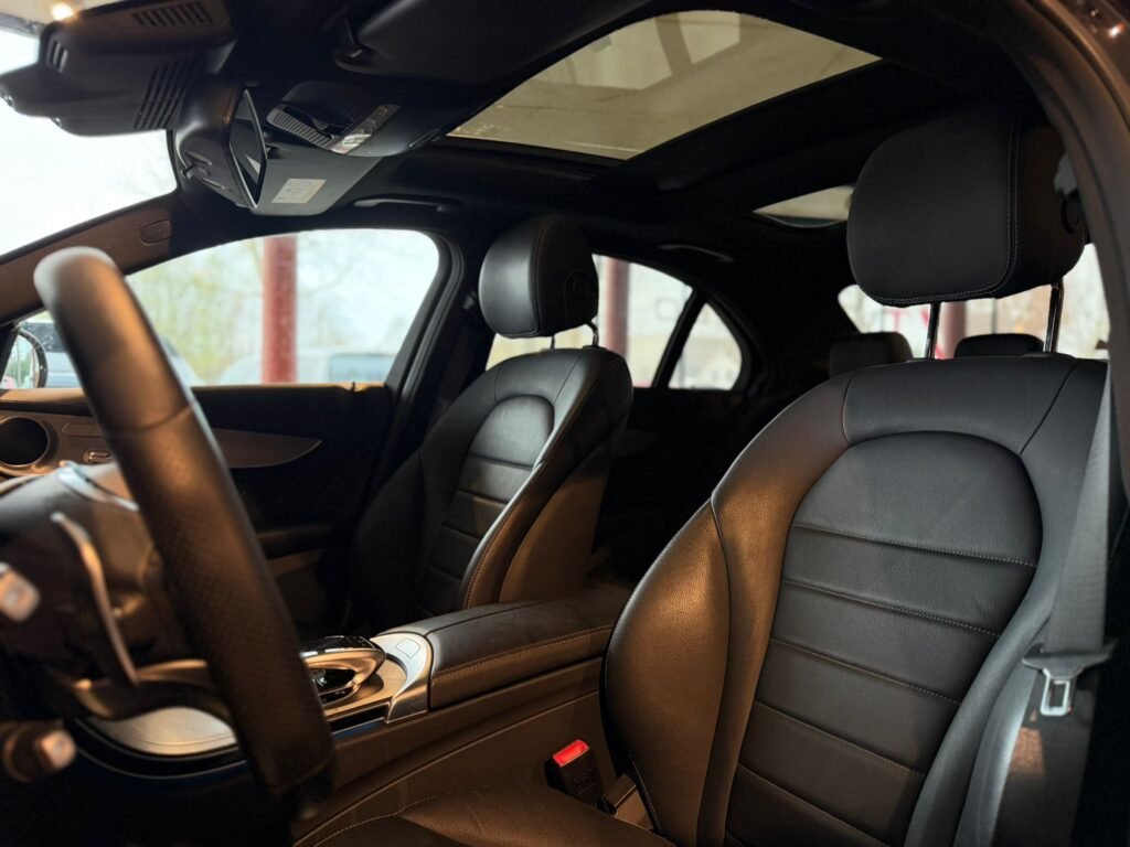 Mercedes C350e Full option