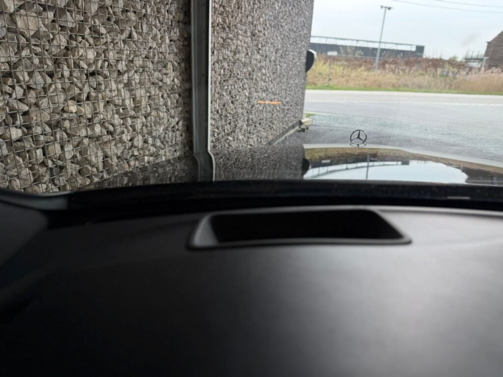 Mercedes C350e Full option