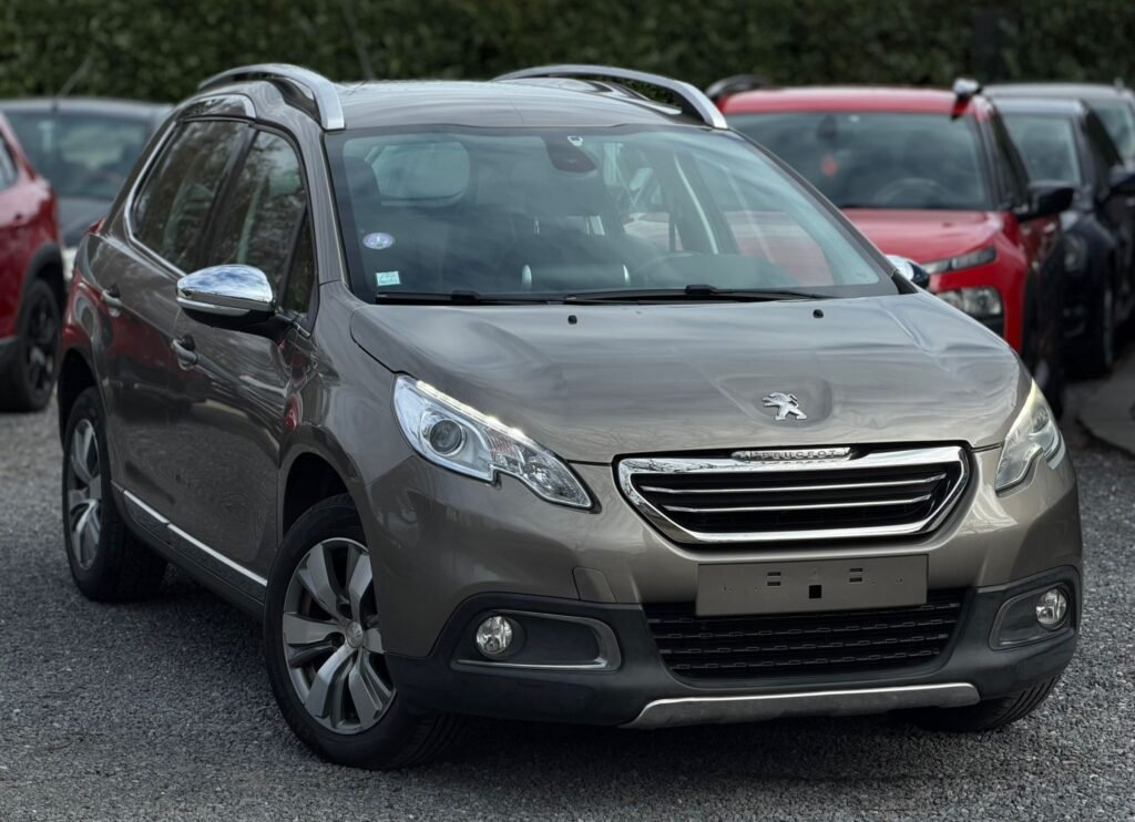 Peugeot 2008 Benzien Automaat