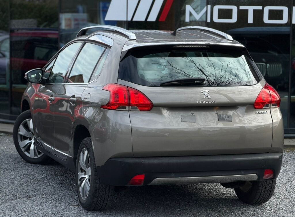 Peugeot 2008 Benzien Automaat