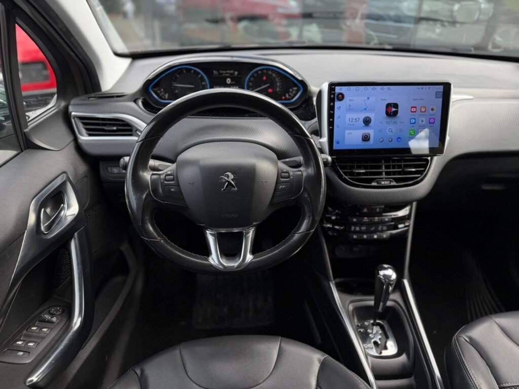 Peugeot 2008 Benzien Automaat