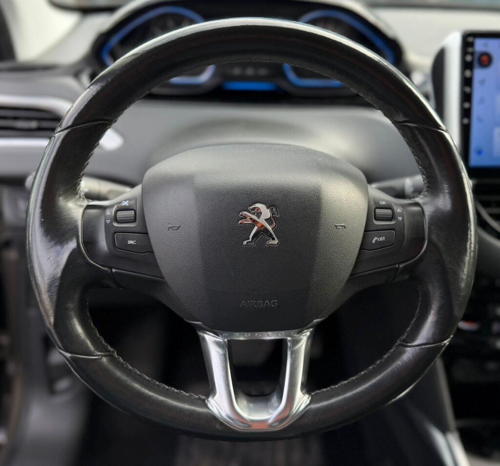 Peugeot 2008 Benzien Automaat