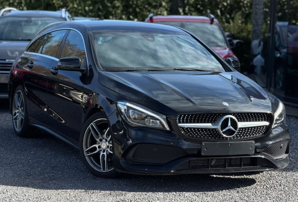 Mercedes Cla 180 AMG Benzien Automaat