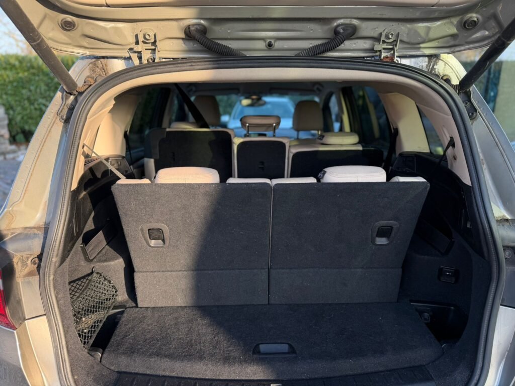 Bmw 218I Benzien 7ZTP Full option