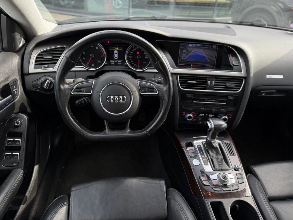 Audi A5Sline Benzien Automaat Full option