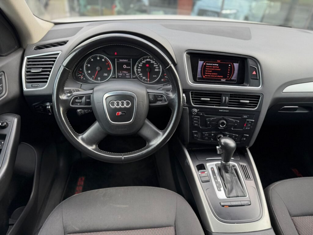 Audi Q5 quattro Benzien Automaat