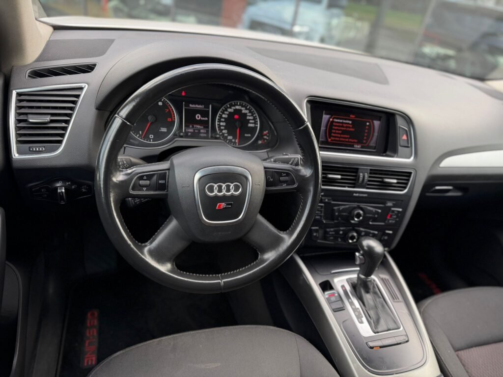 Audi Q5 quattro Benzien Automaat