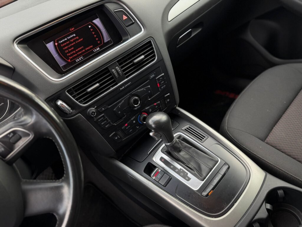 Audi Q5 quattro Benzien Automaat