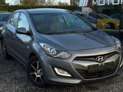 Hyundai i30 Automaat Benzien