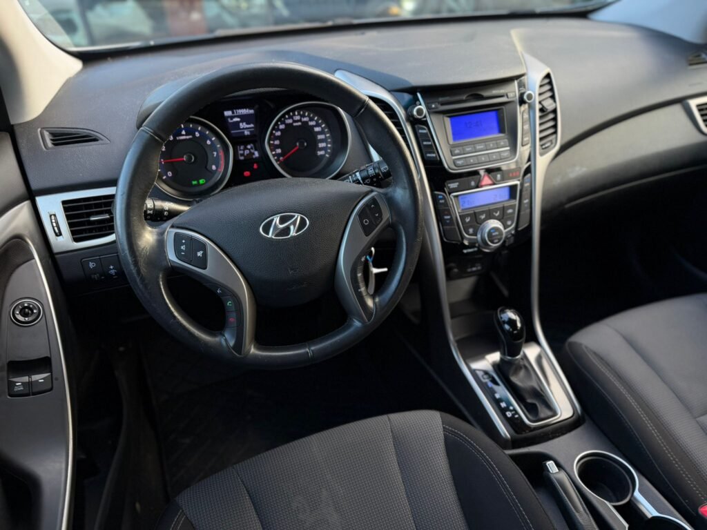 Hyundai i30 Automaat Benzien