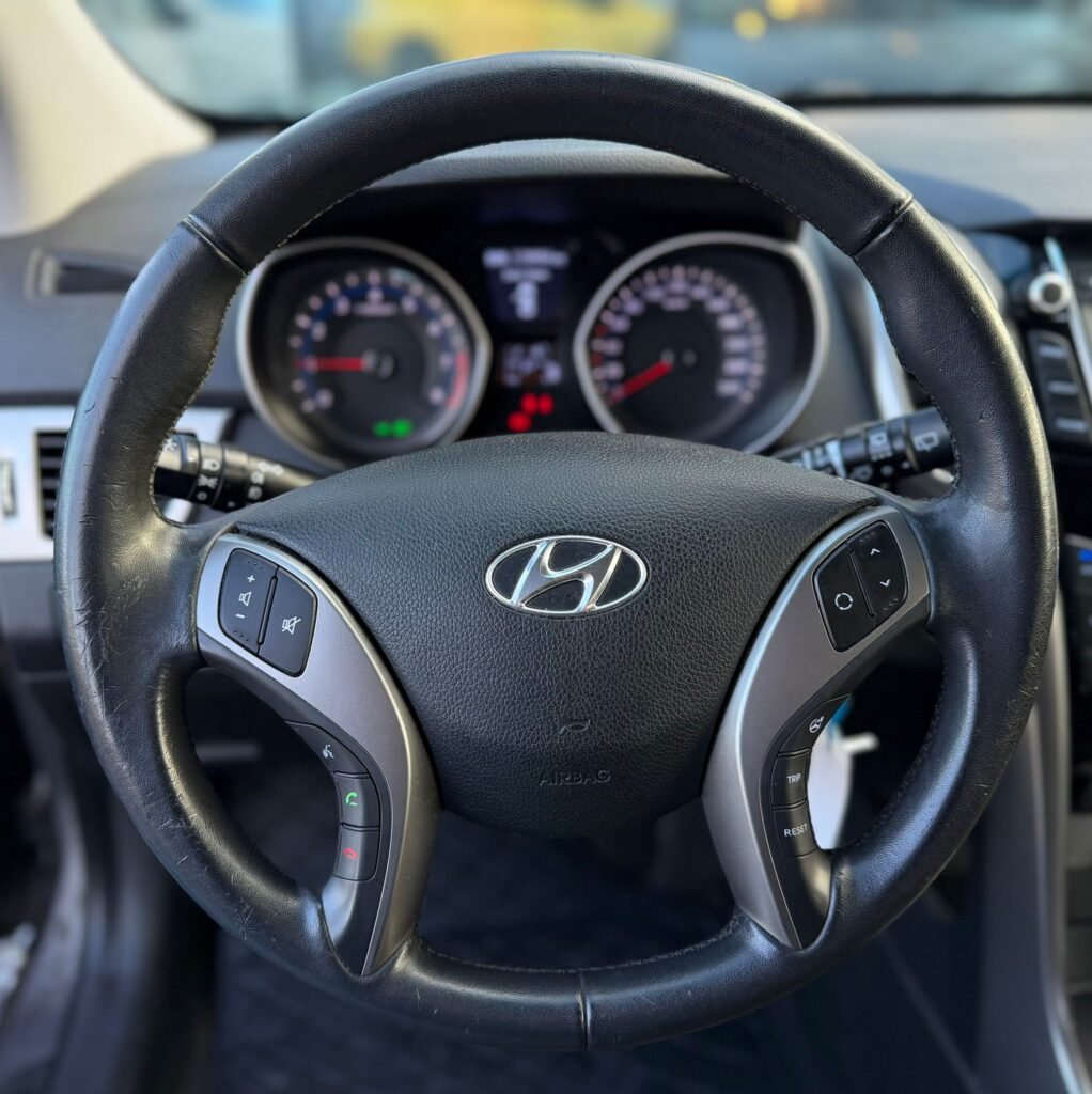 Hyundai i30 Automaat Benzien